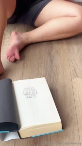 A mystery needs to be solved catgirl waifu asmrgirlfriend feet neko