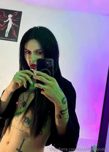 Everybody needs to see my cock picture part 1