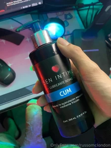Una vez use este lubricante con alguien y me quedo gustando ya me lo