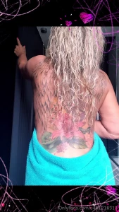 Toe tease up close and personal with perfect soles