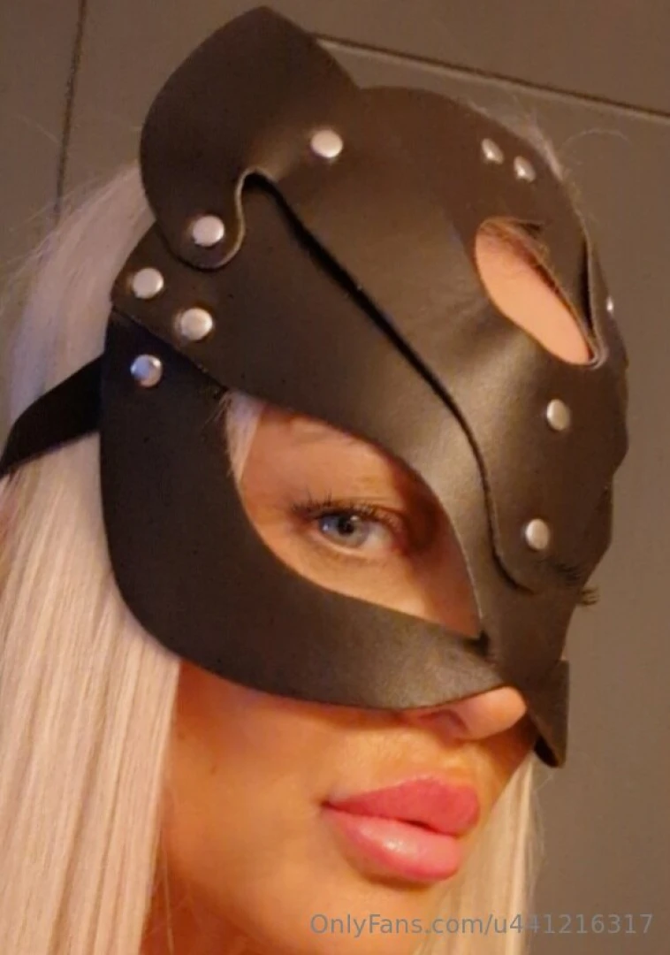 I am your mistress your goddess your everything bow before me and part 1 