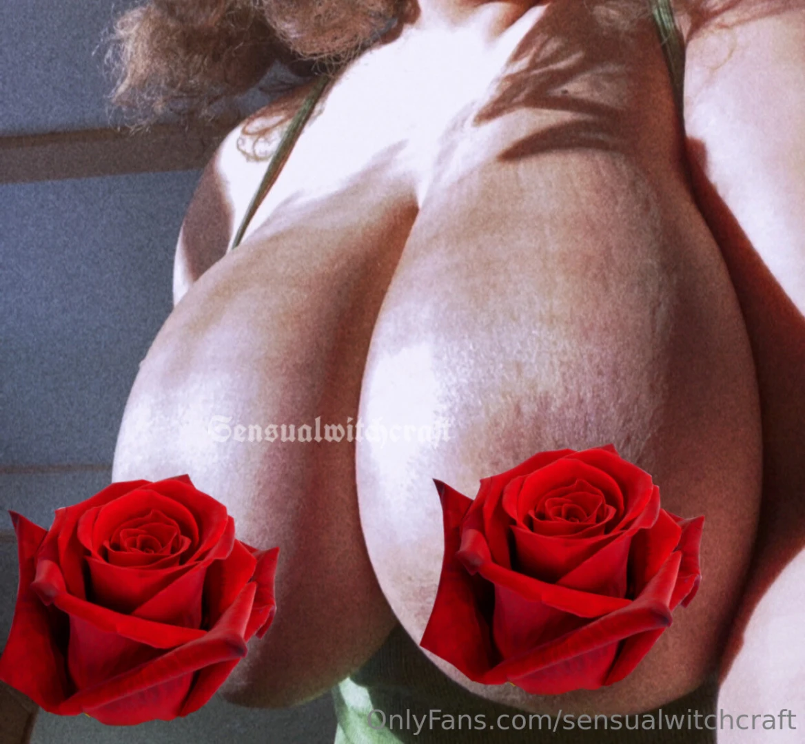 Good moaning send a dm for the uncensored photo 