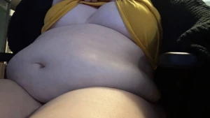 Surprise its tummy monday part 4