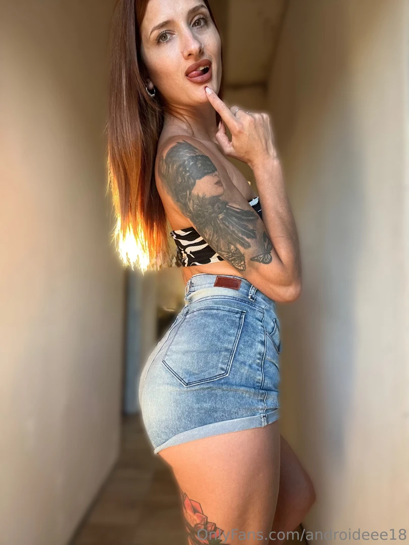 Is anyone on the line right now 