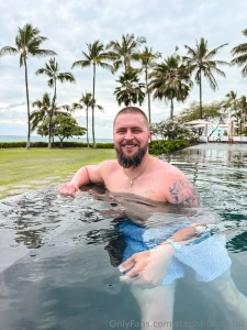 It s 5o clock somewhere