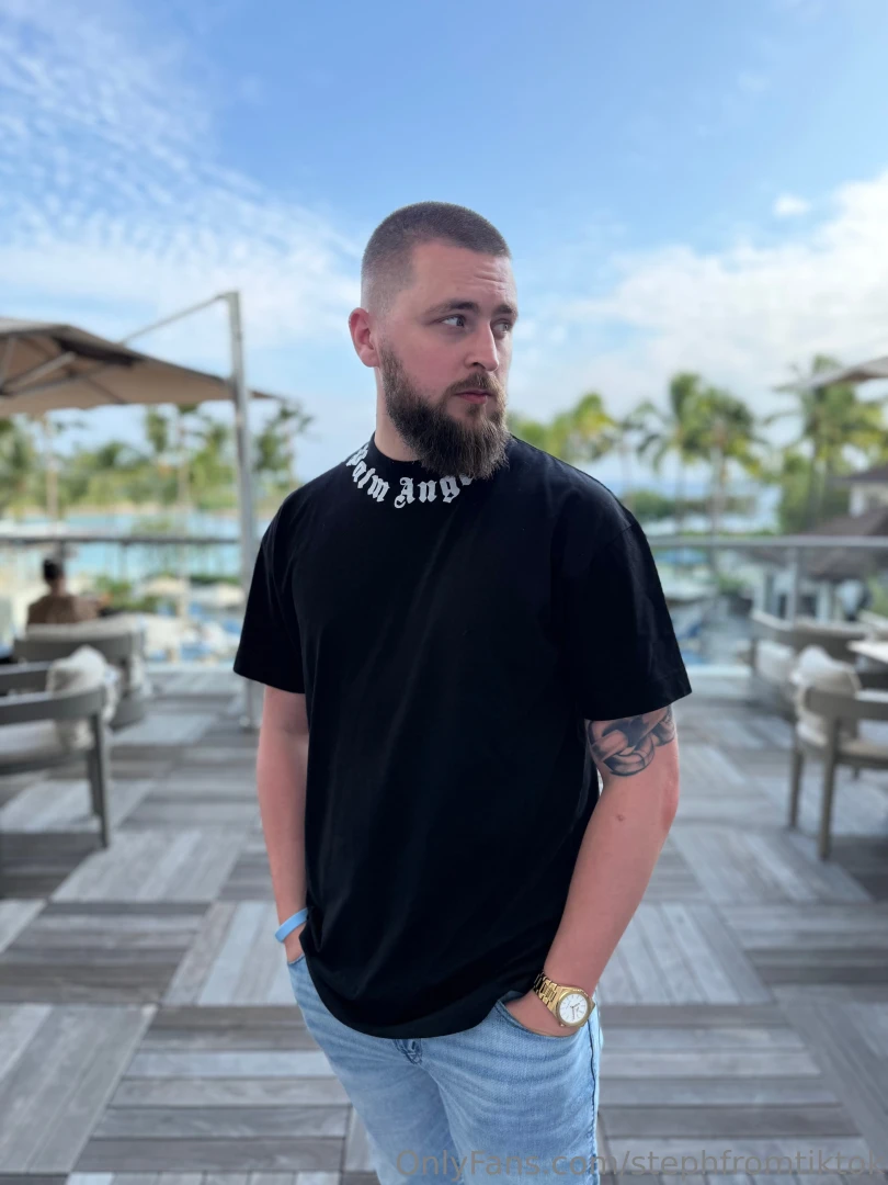 Cum to hawaii it s a good time 