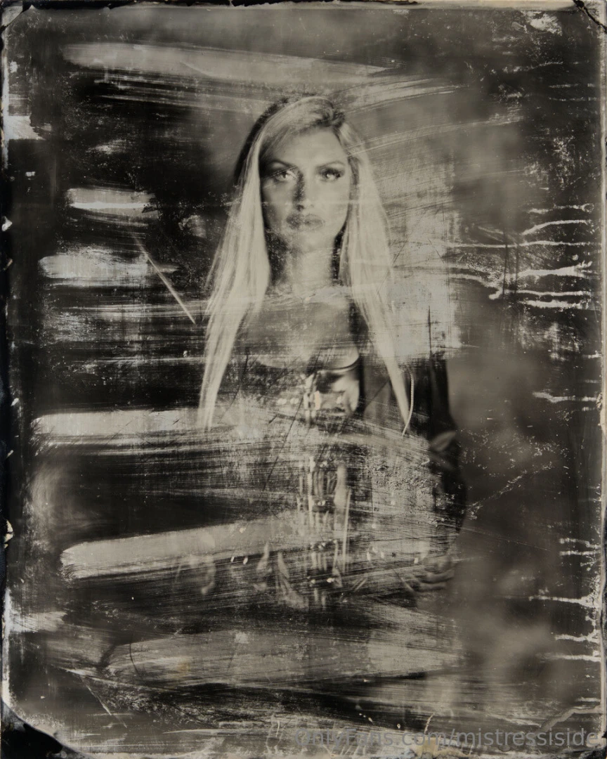 Portrait photo on glass plate which of the 3 do you like 
