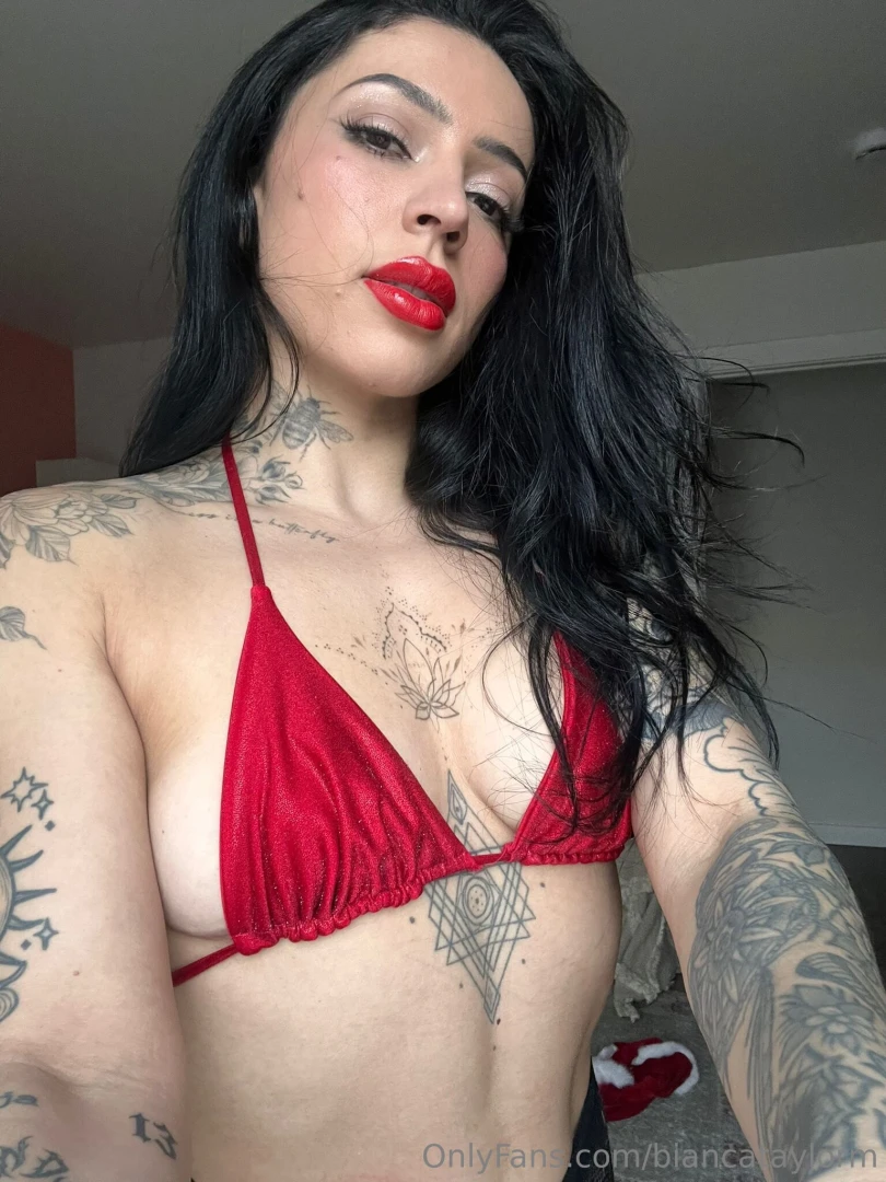 Twerk it like it s christmas eve dm me to see the video 