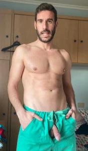 Ma ana subir video qu tal de uniforme