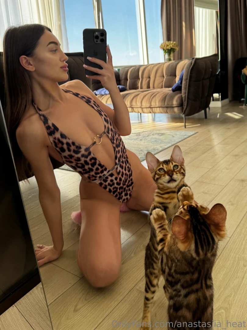 2 leopards how do you like my new swimsuit part 1 