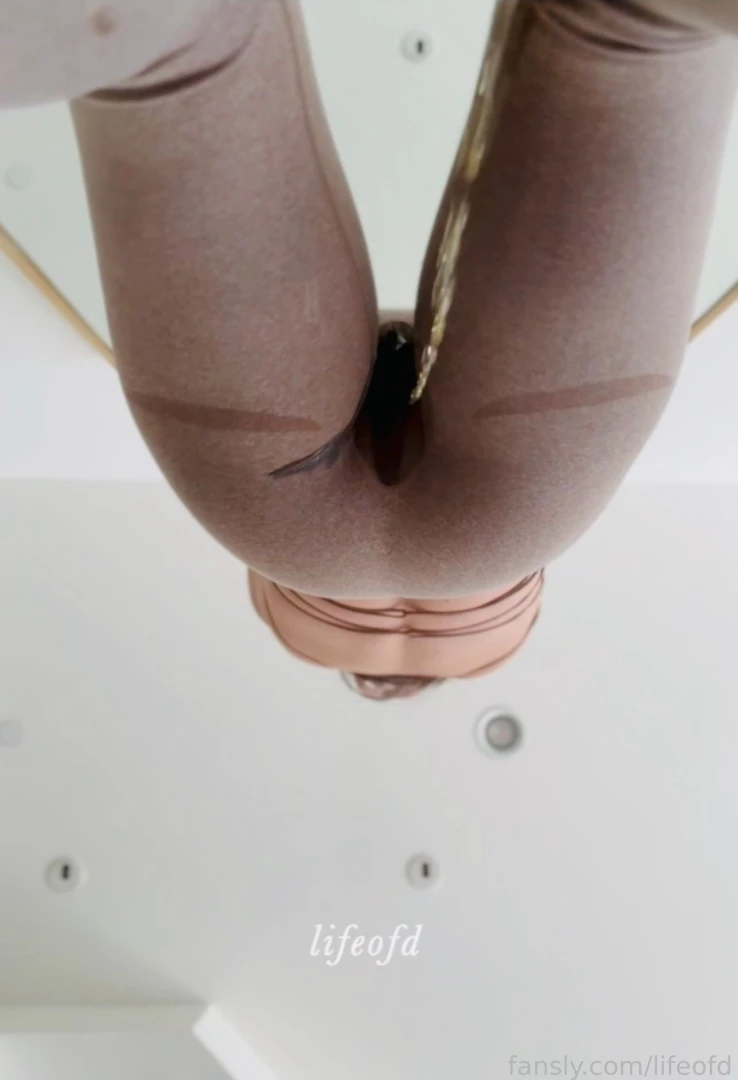 More teasers for your eyes open your mouth wide leggings wet squirt 