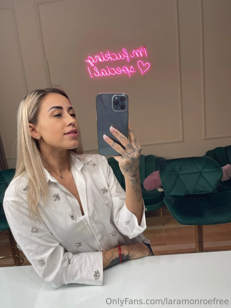 Santa s got a list and you definitely want to be on my vip one this 