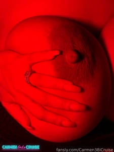 I love making my nipples hard these big boobs love attention what