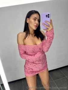 Pink lace is not just tenderness it s a whole game of opposites it