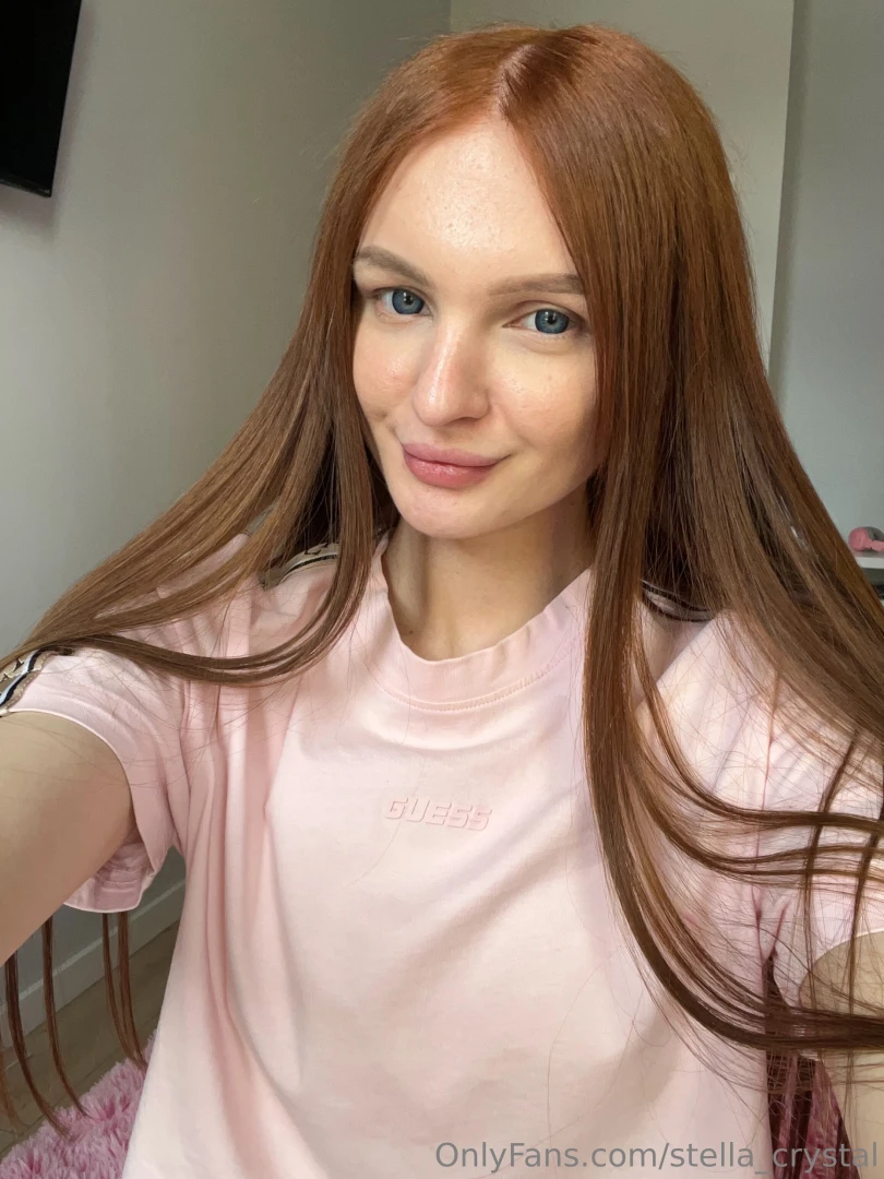 Not gonna lie my morning selfie is cute ut my morning texts even 