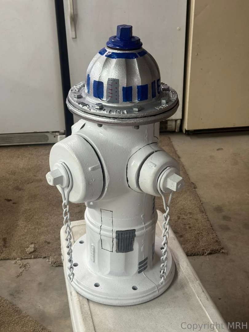 Here it is very first fire hydrant paint d using paint brush and part 3 