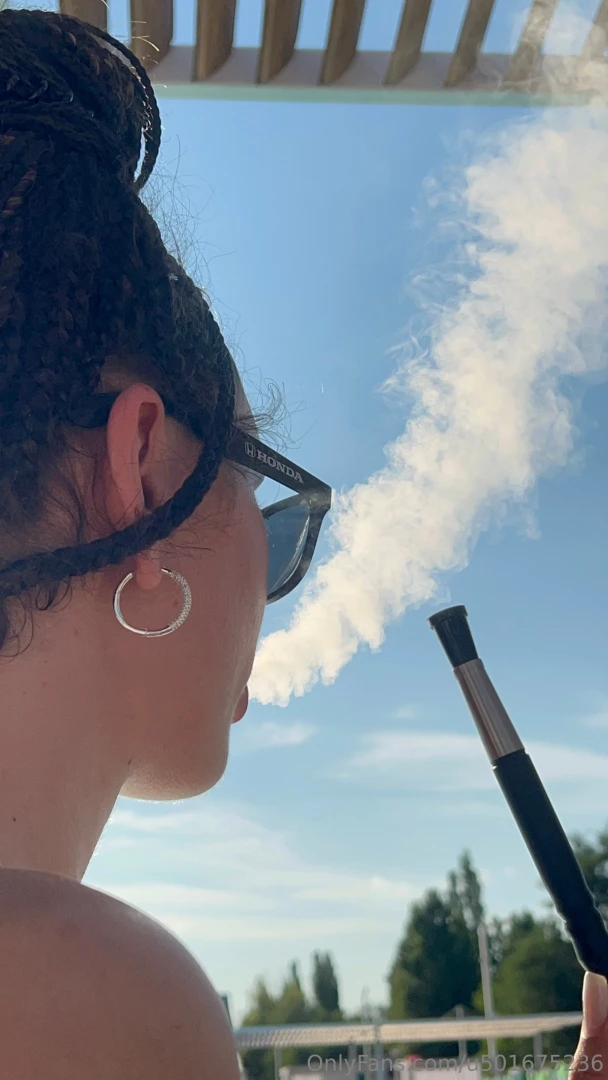 Time for sun and hookah 