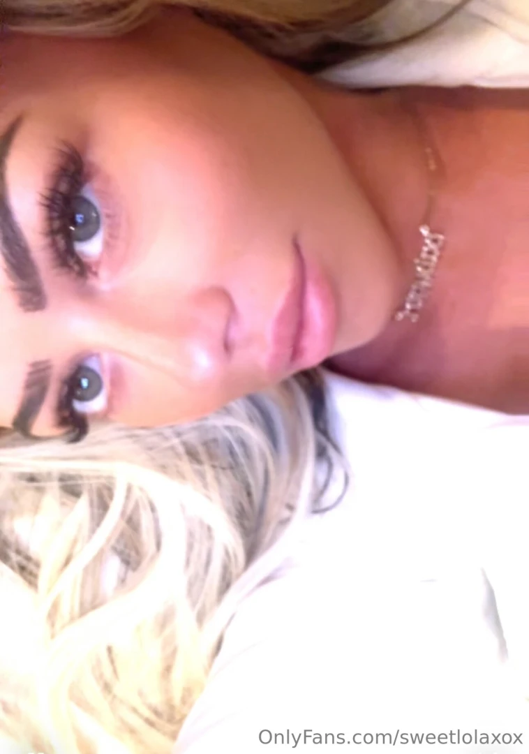 Laid back but still a little extra 