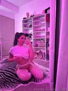 Come to bed with me babe part 3