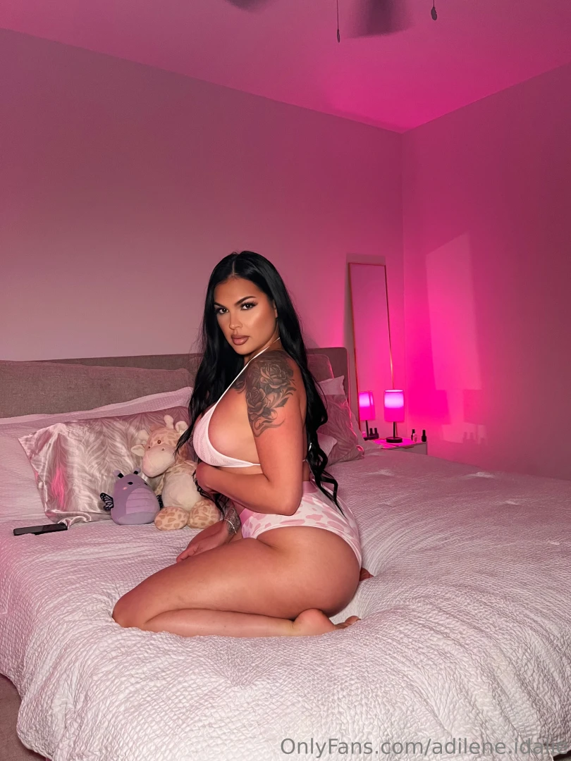 I got a surprise waiting for you babe dm me 