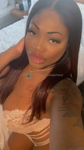 Seductive eyes and lips cum chat in private part 1