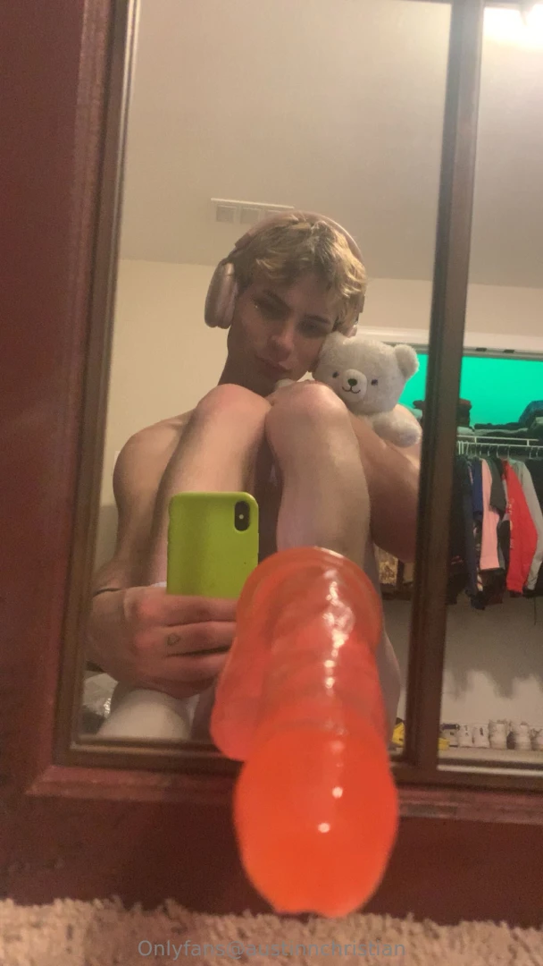 Feeling cute for daddy 