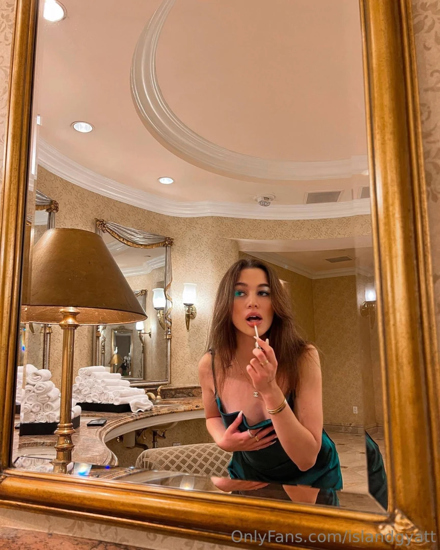 Preppin something and trust me these lips aren t the only thing 