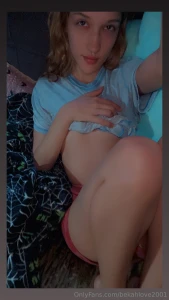 Hey there daddy wanna chat are you on my snap i have special deals