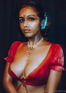 Dm me backstage and get an unedited uncut pic or even a video of this part 1