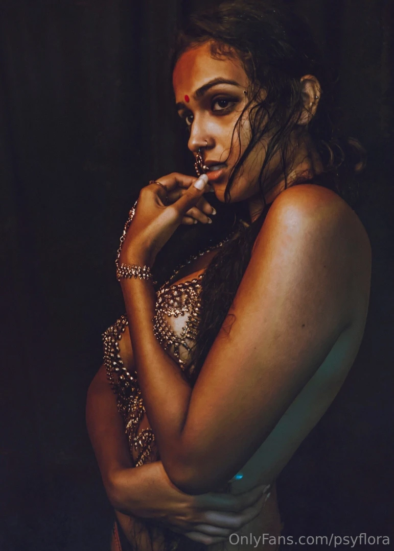 Dm me your favourite pic from 1 to 3 and i will send you a free 