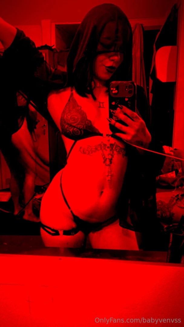 Uff how hot this show was 