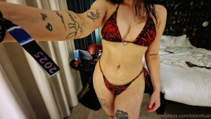 Currently at twitchcon some cute shots from my hotel room part 3