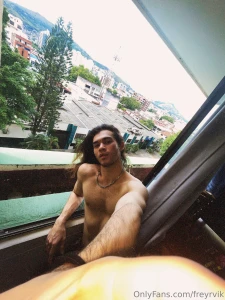 My curves are more slippery than your mind right now