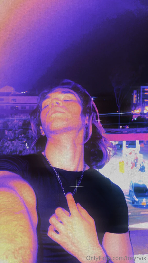 Immerse yourself in my world there s room for two or three 