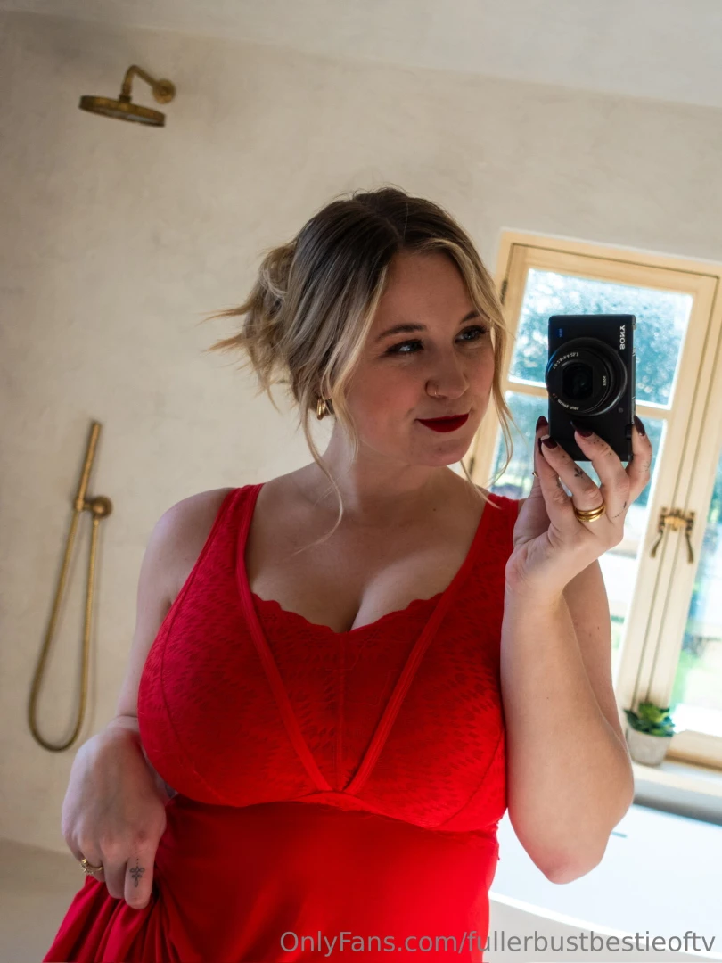 Lady in red more content on my main page - fullerbustbestie 