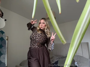 Off out come message my your evening plans on my main page