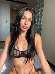 Would you be able to stay calm sitting this close to me i wouldn t