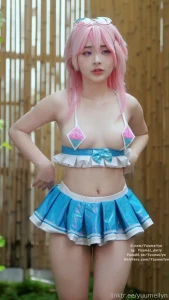 Posing at isekai cos event dec 2024 - part 2 this year i ll be at part 1
