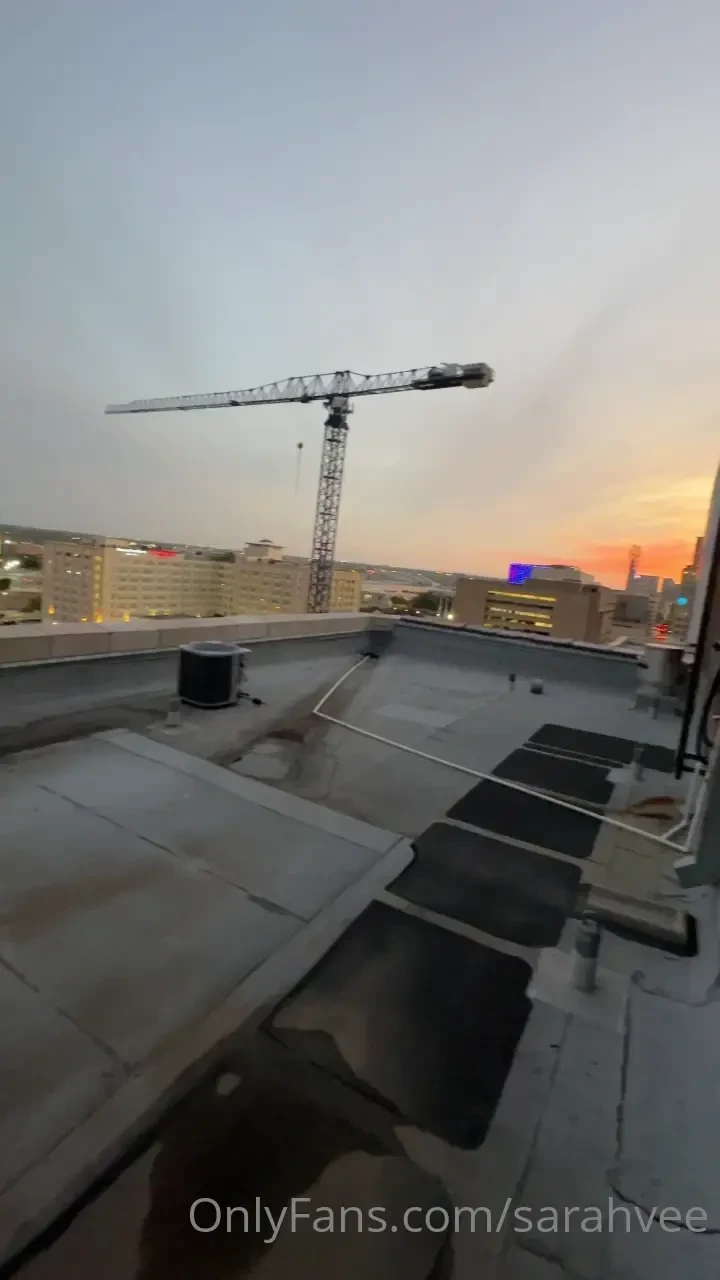 Brand new public rooftopand stairwell bj cream pie sex videos my was 