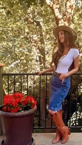 I know these aren t the typical content but just wanted to say hello part 4