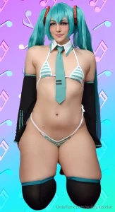 Miku hatsune part 4