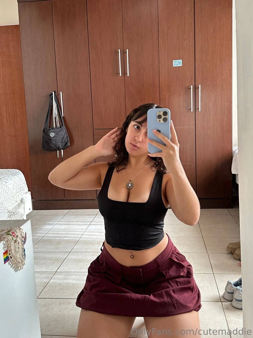 I m a little bit bored right now anyone wants to chat a little bit 