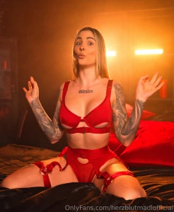 Uh mal kurz davon ablenken dass man meine s e stra e durchs h sschen