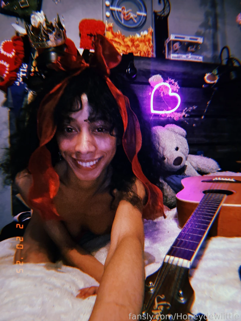 I can make your bed rock cammodel ebony petite young tight ass findom part 3 