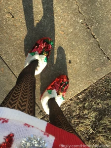 Would you let me step on you honeydewlittle footfetish feet pussy ass