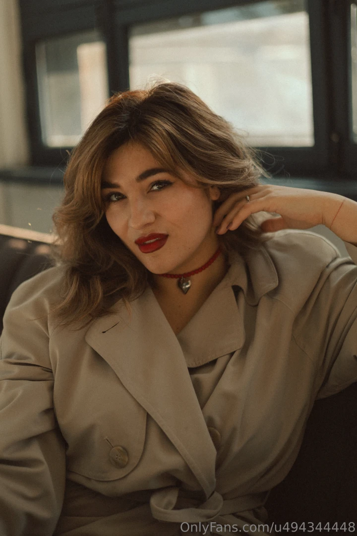 Hello my sweet world is now open for you everything is real here my 