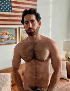 Open up your mouth for breakfast