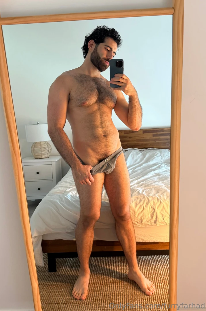 Should i trim my pubes or leave it hairy 
