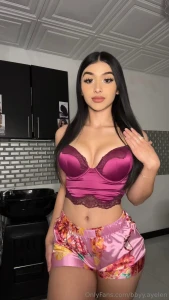 Imagine taking this off of me then go to my dms and do it