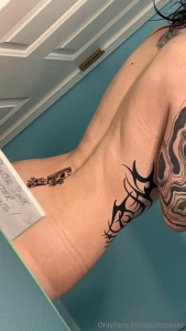 Little look at my one of my newest tattoos waiting on my side to heal